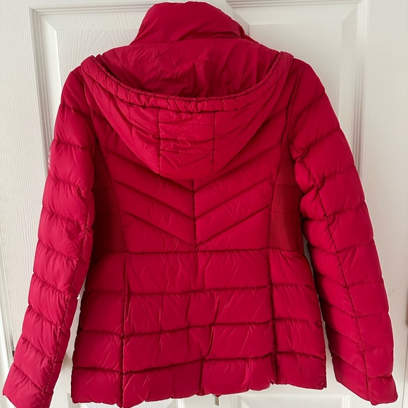 NEW Michael Kors Packable Down Fill Light Jacket in Pink Sz Small - Picture 2 of 7